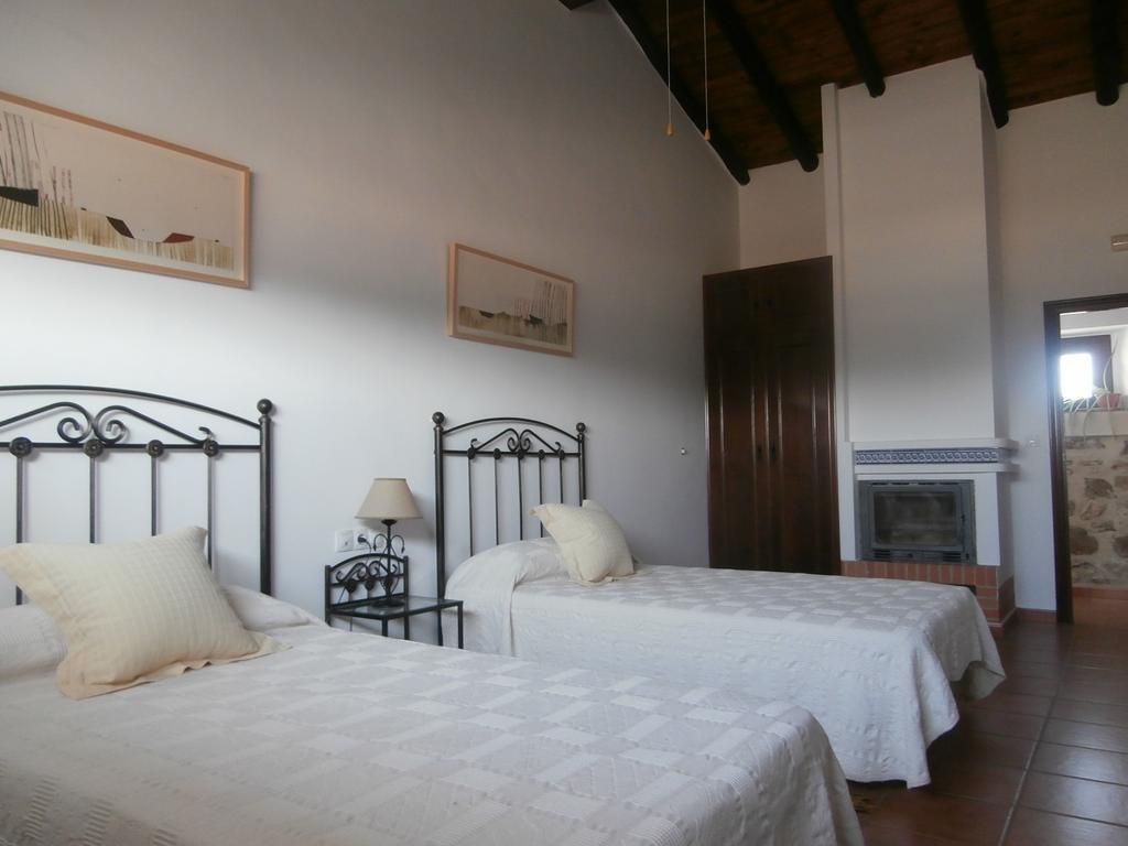 ホテルCasa Rural Las Gamitas Almoharin エクステリア 写真