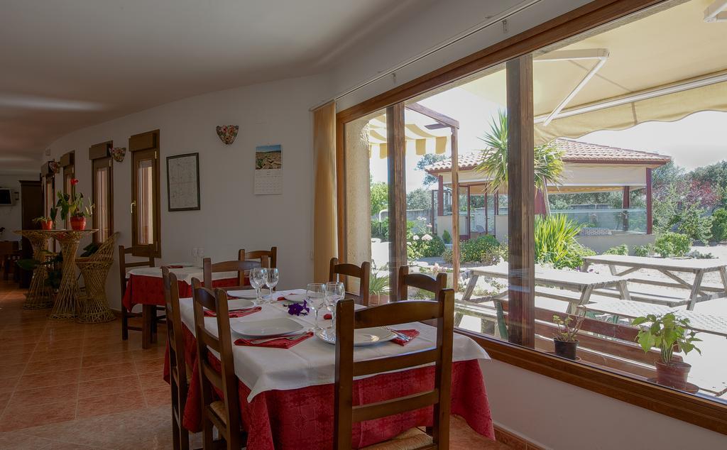 ホテルCasa Rural Las Gamitas Almoharin エクステリア 写真