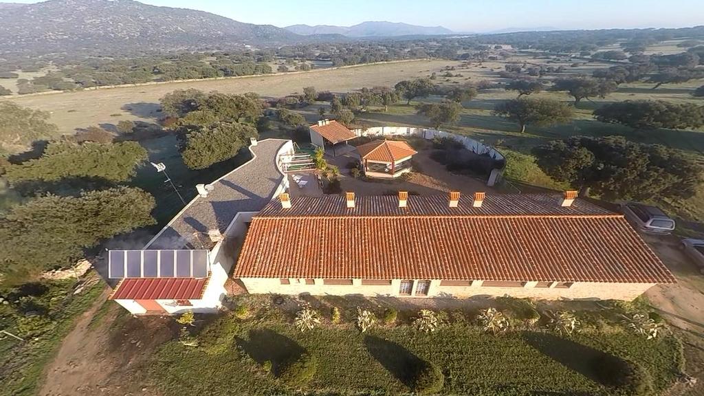 ホテルCasa Rural Las Gamitas Almoharin エクステリア 写真